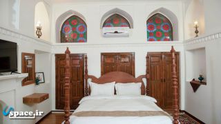 نمای داخلی سوئیت سه دری بوتیک هتل سرای خان - گرگان